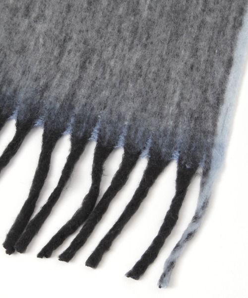 LEPSIM（レプシィム）の「配色無地ストール　587985（ストール/ショール・レディース・チャコールグレー/レッド/アイボリー・ONE SIZE）」の16枚目の写真