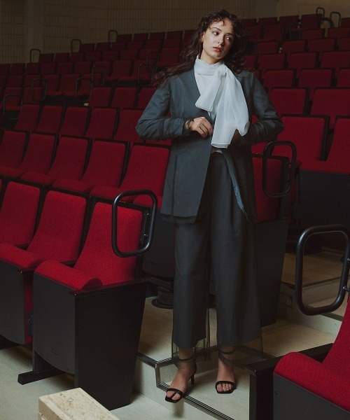 Callarus(カラルス)の「【お呼ばれ・よそいき・結婚式・パーティー・オケージョンドレス】<単品>チュールレイヤードデザインジャケット〔Callarus〕(ノーカラージャケット・レディース・チャコール/ブラウン/ブラック系その他・3L/LL/L/M)」の19枚目の写真