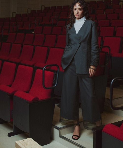 Callarus(カラルス)の「【お呼ばれ・よそいき・結婚式・パーティー・オケージョンドレス】<単品>チュールレイヤードデザインジャケット〔Callarus〕(ノーカラージャケット・レディース・チャコール/ブラウン/ブラック系その他・3L/LL/L/M)」の21枚目の写真