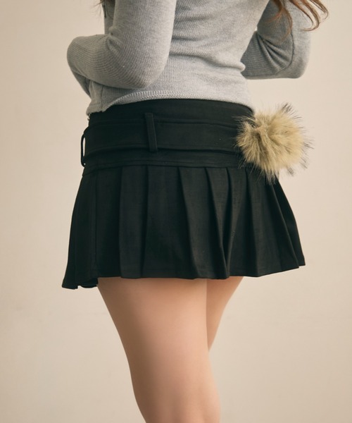 TITTY&CO.(ティティーアンドコー)の「スタッズベルト付きプリーツミニスカート(スカート・レディース・ブラック/アニマル/キャメル・FREE)」の8枚目の写真