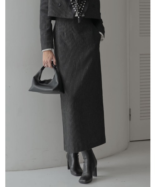 Re:EDIT（リエディ）の「[2025 WINTER COLLECTION][低身長サイズ有]微起毛ストライプタイトスカート（スカート・レディース・ブラック/チャコールグレー・SHORT/MEDIUM/LARGE）」の2枚目の写真