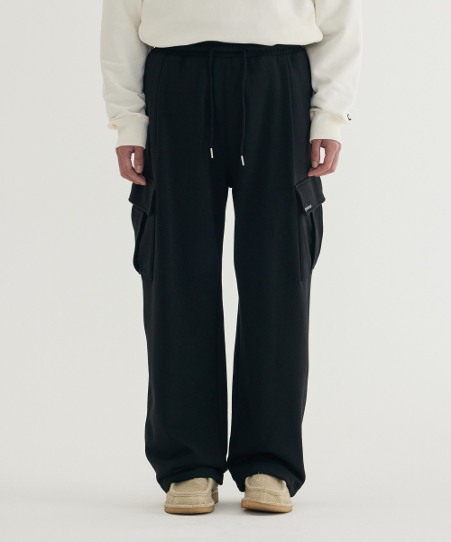 COVERNAT（カバーナット）の「スモールアセンティックカーゴスウェットパンツ ブラック（その他パンツ・レディース・その他・MEDIUM/LARGE/X-LARGE/SMALL）」の6枚目の写真