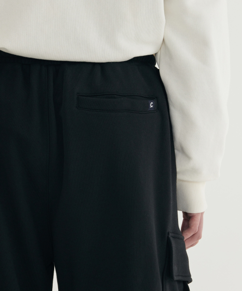 COVERNAT（カバーナット）の「スモールアセンティックカーゴスウェットパンツ ブラック（その他パンツ・レディース・その他・MEDIUM/LARGE/X-LARGE/SMALL）」の9枚目の写真