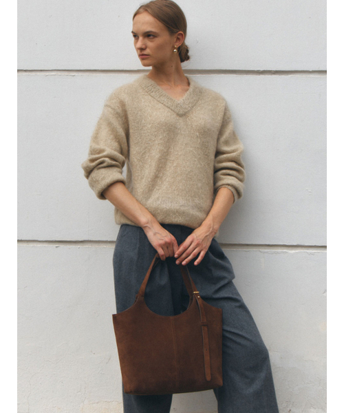DEMERIEL（ドゥメリエル）の「90 Veneta Bag Medium Chestnut（ショルダーバッグ・レディース・その他・FREE）」の3枚目の写真