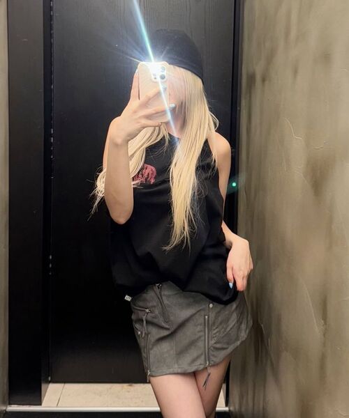 NOT4NERD(ノットフォーナード)の「W Vintage Leather Zipper Mini Skirt - Charcoal(スカート・レディース・その他・MEDIUM/SMALL)」の4枚目の写真