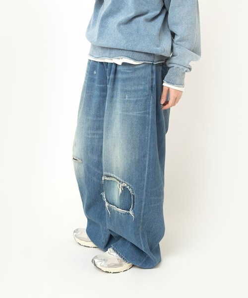 RNA-N（アールエヌエーエヌ）の「R4420 タックルーズデニム（デニムパンツ・レディース・ブルー系その他・FREE）」の2枚目の写真