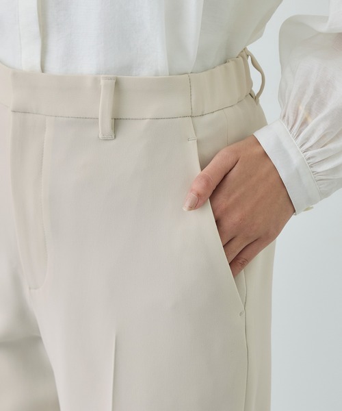 ROPE'（ロペ）の「トリアセダブルクロス テーパードパンツ/イージーケア・セットアップ対応・26SS（その他パンツ・レディース・ベージュ/ネイビー・36/38/40）」の7枚目の写真