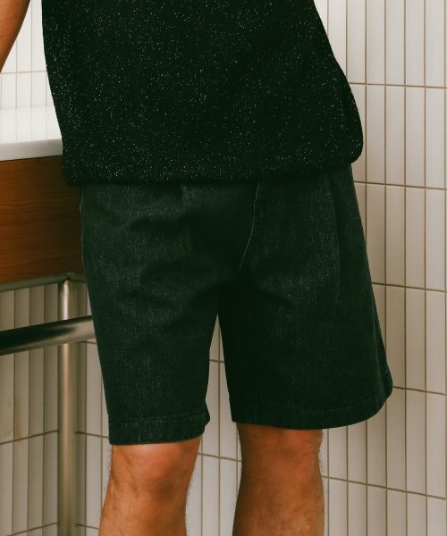 ESN(イーエスエヌ)の「エッセンシャルワンタックデニムショーツブラック(その他パンツ・メンズ・その他・LARGE/MEDIUM/X-LARGE)」の2枚目の写真