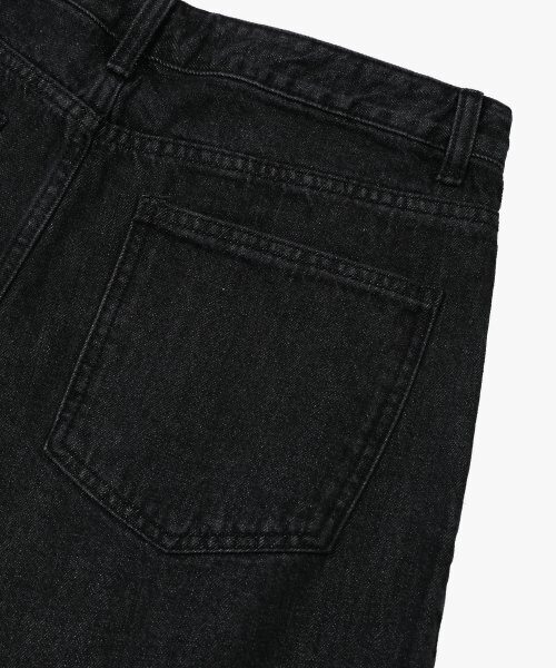 ESN(イーエスエヌ)の「エッセンシャルワンタックデニムショーツブラック(その他パンツ・メンズ・その他・LARGE/MEDIUM/X-LARGE)」の6枚目の写真