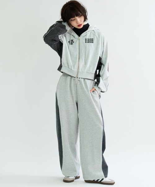 A.D.C.L.（エーディーシーエル）の「裏毛×デニム切替 ジップパーカー（パーカー・レディース・ブルー/ブラック・M/L）」の12枚目の写真