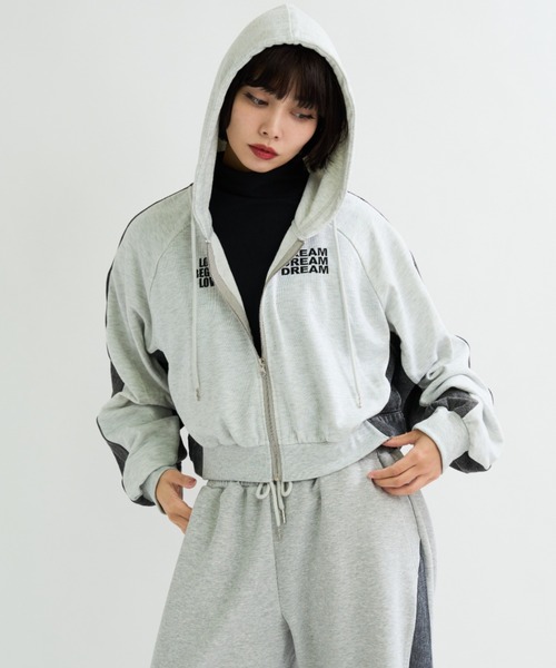 A.D.C.L.（エーディーシーエル）の「裏毛×デニム切替 ジップパーカー（パーカー・レディース・ブルー/ブラック・M/L）」の4枚目の写真