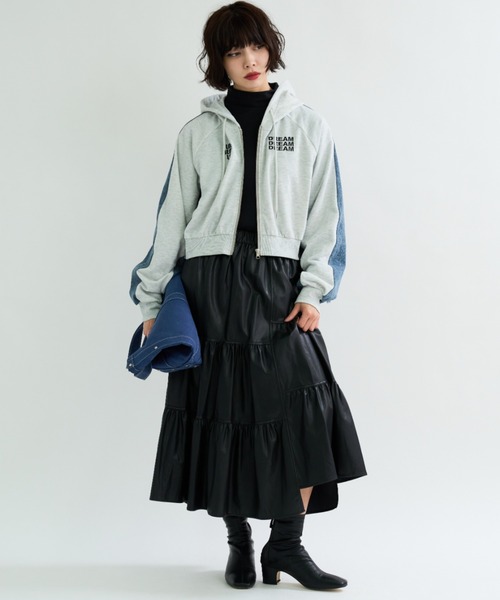 A.D.C.L.（エーディーシーエル）の「裏毛×デニム切替 ジップパーカー（パーカー・レディース・ブルー/ブラック・M/L）」の20枚目の写真