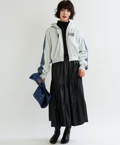 A.D.C.L.（エーディーシーエル）の「裏毛×デニム切替 ジップパーカー（パーカー・レディース・ブルー/ブラック・M/L）」の21枚目の写真