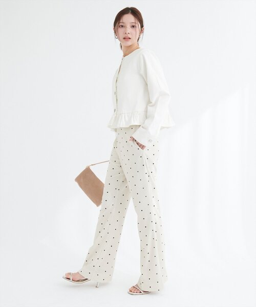 natural couture(ナチュラルクチュール)の「ノーカラーペプラムデニムジャケット(デニムジャケット・レディース・オフホワイト/ブルー/インディゴブルー・FREE)」の6枚目の写真