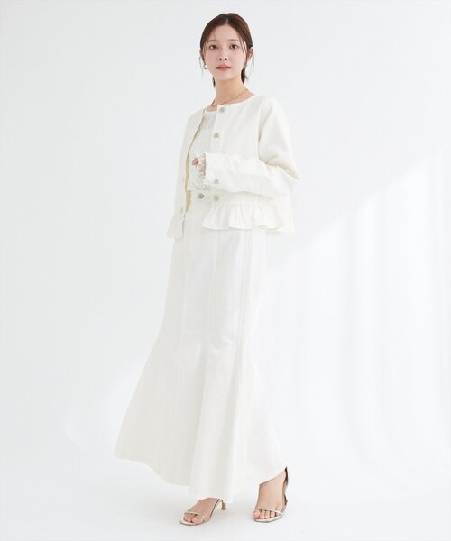 natural couture(ナチュラルクチュール)の「ノーカラーペプラムデニムジャケット(デニムジャケット・レディース・オフホワイト/ブルー/インディゴブルー・FREE)」の14枚目の写真