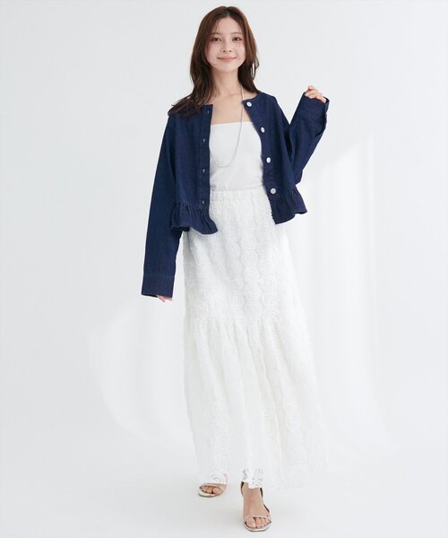 natural couture(ナチュラルクチュール)の「ノーカラーペプラムデニムジャケット(デニムジャケット・レディース・オフホワイト/ブルー/インディゴブルー・FREE)」の7枚目の写真