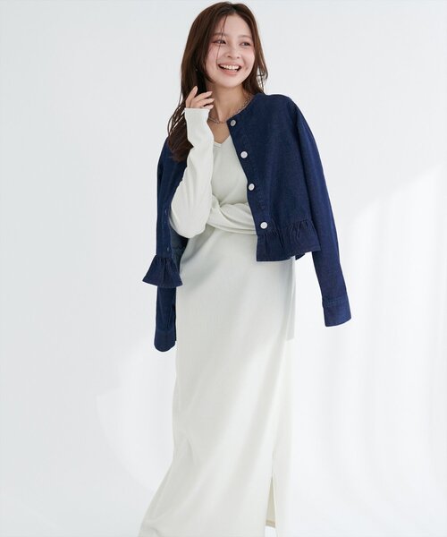 natural couture(ナチュラルクチュール)の「ノーカラーペプラムデニムジャケット(デニムジャケット・レディース・オフホワイト/ブルー/インディゴブルー・FREE)」の5枚目の写真