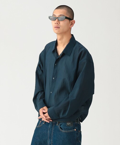 BEAMS(ビームス)の「ショートレングス シアー コーチシャツ【ワイドショートフィット】(シャツ/ブラウス・メンズ・グレー/ネイビー・S/M/L/XL)」の16枚目の写真