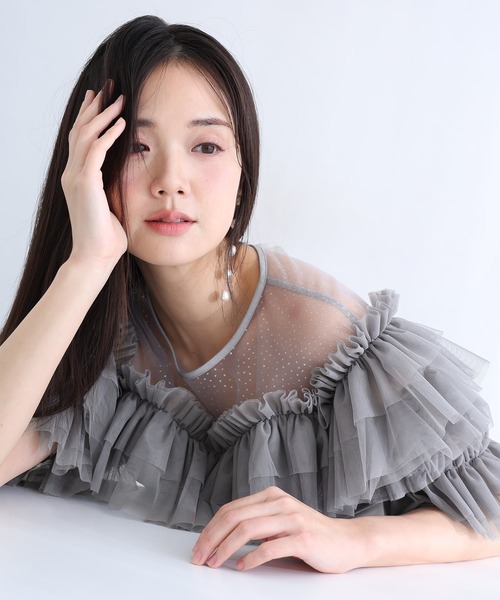 PourVous(プールヴー)の「ミモレ丈&袖あり フォーマル ヴィンテージ風サテン背面ゴムクラシカルラメドットセレモニー 結婚式 二次会 パーティー ドレス オケージョンドレス お呼ばれ 同窓会 成人式 (ドレス・レディース・ピンク/ブルーグレー/ブラック系その他・L/M)」の7枚目の写真