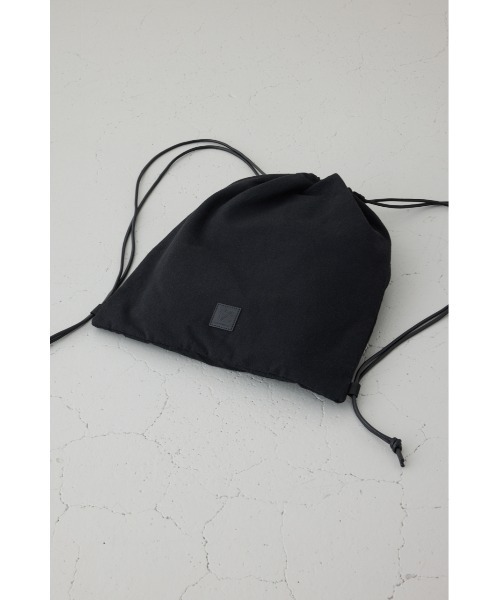 AZUL by moussy（アズールバイマウジー）の「アップリケナップサック（バックパック/リュック・メンズ・ブラック/ベージュ系その他・FREE）」の6枚目の写真