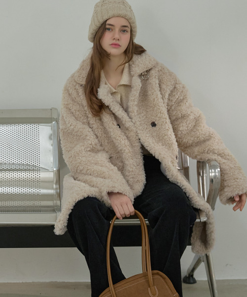SLOWLOLLI（スローローリ）の「Moi shearing mustang coat - Beige（ダッフルコート・レディース・Beige・FREE）」の6枚目の写真