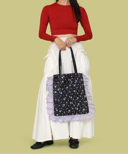 Casselini（キャセリーニ）の「Casselini(キャセリーニ)花柄プリントトート（トートバッグ・レディース・グリーン/ブラック/ブルー・FREE）」の12枚目の写真