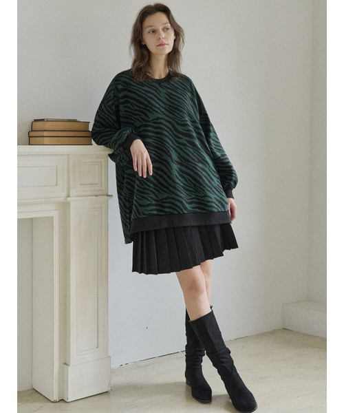 AVANT-G(アバン)の「Zebra Oversize Knit - GREEN(ニット/セーター・レディース・その他・FREE)」の4枚目の写真