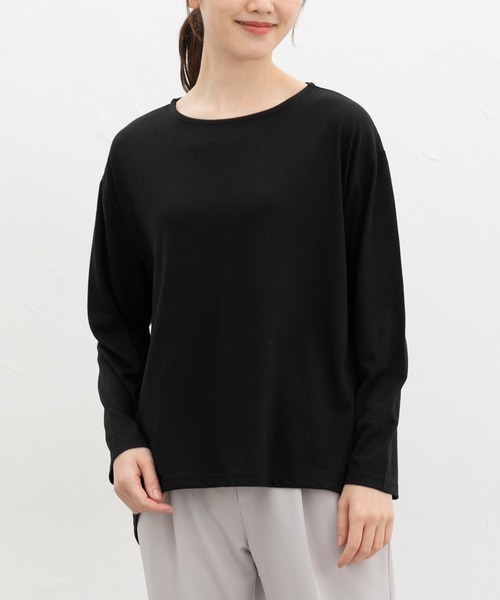 Honeys（ハニーズ）の「後ろタックチュニックＴ（Tシャツ/カットソー・レディース・グレイッシュベージュ/スモーキーグリーン系/ブラック/スミクロ・L/LL/M）」の2枚目の写真