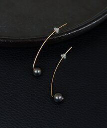 GALLARDAGALANTE | シェルパールラインフックピアス(ピアス（両耳用）)