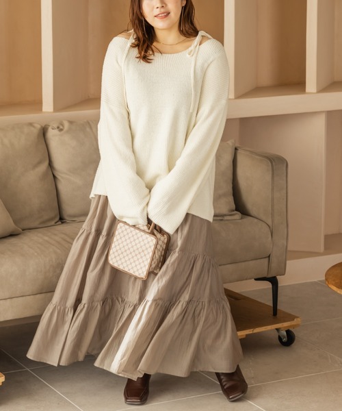 CLETTE(クレット)の「CLETTEオリジナルショルダーリボンルーズニット(ニット/セーター・レディース・ブルー/グレイッシュベージュ/アイボリー・3L/LL/4L)」の13枚目の写真
