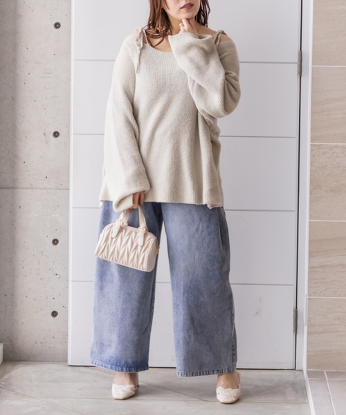CLETTE(クレット)の「CLETTEオリジナルショルダーリボンルーズニット(ニット/セーター・レディース・ブルー/グレイッシュベージュ/アイボリー・3L/LL/4L)」の17枚目の写真