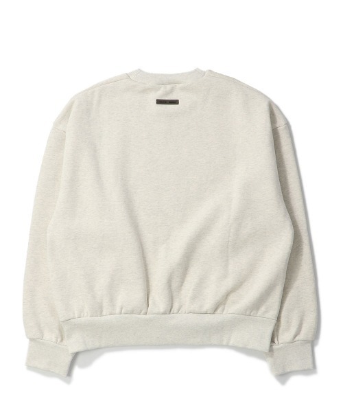 FOG ESSENTIALS（エフオージーエッセンシャルズ）の「ESSENTIALS Classic Crewneck Sweatshirt  エッセンシャルズ（スウェット・メンズ・オートミール・LARGE/MEDIUM/SMALL/X-LARGE）」の2枚目の写真