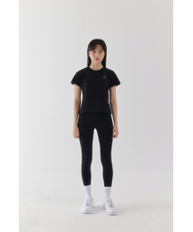 ZEMA（ジェマ）の「セミクロップロゴTシャツ - ブラック（Tシャツ/カットソー）」