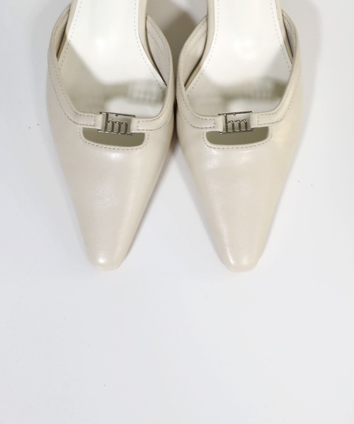 hiamu（ヒアム）の「【着用動画あり・4色展開】ヒアムロゴポイントメリージェーンパンプス/2026 SS NEW COLLECTION（パンプス・レディース・アイボリー/ブラック/シルバー/ブラックミックス・22.5㎝/23.0cm/23.5cm/24.0cm/24.5cm/25.0cm）」の6枚目の写真