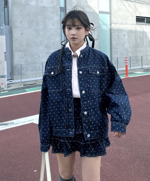 AS KNOW AS plus（アズノゥアズプラス）の「◯ノーカラーオーバーサイズデニムジャケット　セットアップ可能 【UNISEX ITEM】（デニムジャケット・レディース・ネイビー系/イエロー系/ブラック系・FREE）」の3枚目の写真