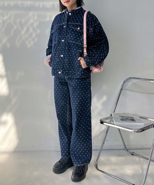 AS KNOW AS plus（アズノゥアズプラス）の「◯ノーカラーオーバーサイズデニムジャケット　セットアップ可能 【UNISEX ITEM】（デニムジャケット・レディース・ネイビー系/イエロー系/ブラック系・FREE）」の16枚目の写真