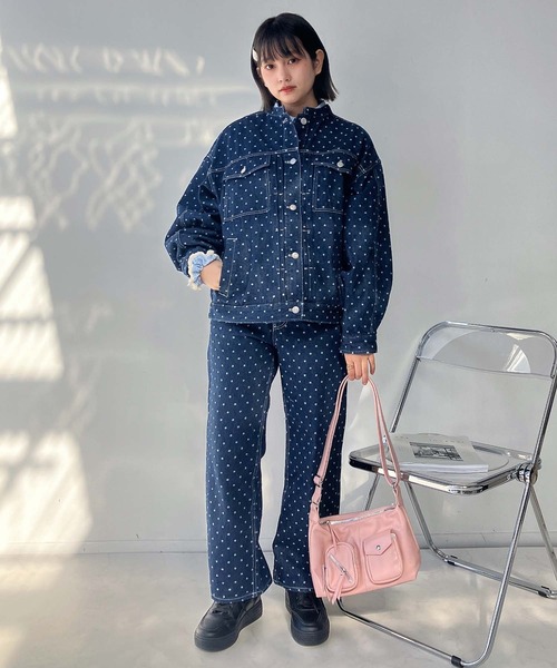 AS KNOW AS plus（アズノゥアズプラス）の「◯ノーカラーオーバーサイズデニムジャケット　セットアップ可能 【UNISEX ITEM】（デニムジャケット・レディース・ネイビー系/イエロー系/ブラック系・FREE）」の17枚目の写真