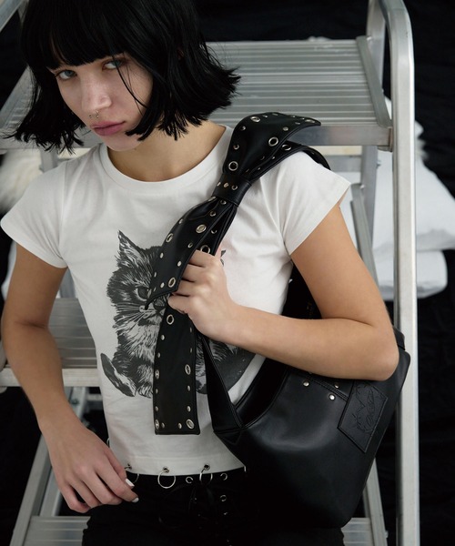 Heart Tattoo（ハートタトゥー）の「スタッズリボンバッグ / Studded Ribbon Bag（ショルダーバッグ・レディース・ブラック・FREE）」の7枚目の写真