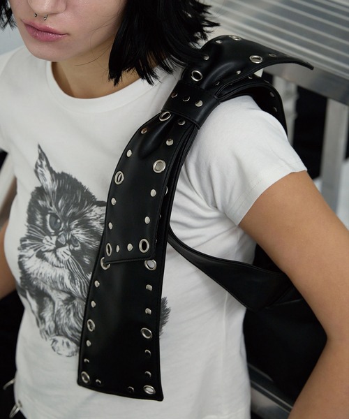 Heart Tattoo（ハートタトゥー）の「スタッズリボンバッグ / Studded Ribbon Bag（ショルダーバッグ・レディース・ブラック・FREE）」の8枚目の写真