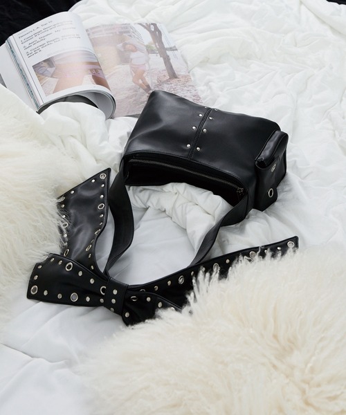 Heart Tattoo（ハートタトゥー）の「スタッズリボンバッグ / Studded Ribbon Bag（ショルダーバッグ・レディース・ブラック・FREE）」の15枚目の写真