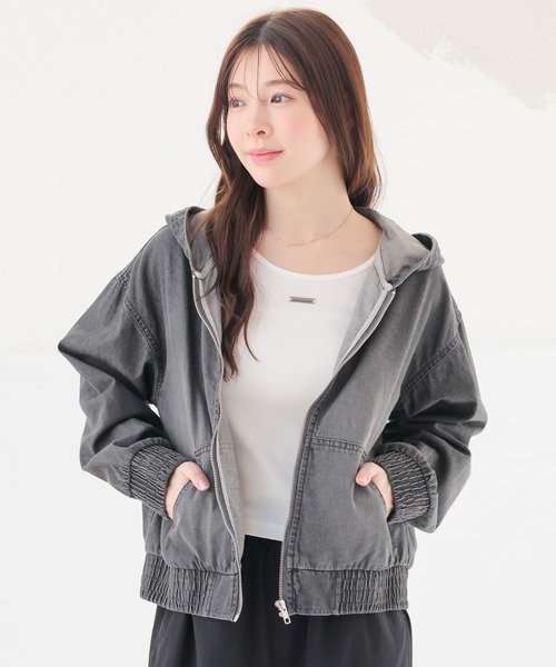 Honeys（ハニーズ）の「デニムフードブルゾン（ブルゾン・レディース・ブルー系その他/グレー・S/M/LL/L）」の5枚目の写真