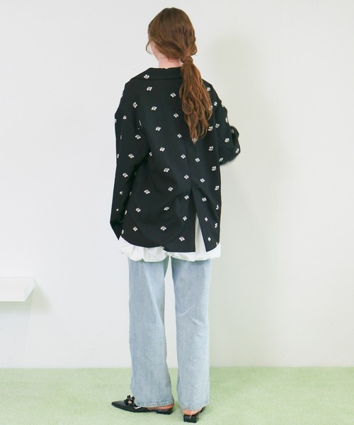 mic by Olu.(ミックバイオルドット)の「< ZOZOTOWN限定 >フラワーエンブロイダリ―ジャケット(テーラードジャケット・レディース・グレー/ブラック・FREE)」の17枚目の写真