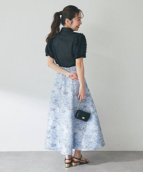 La boutique BonBon（ラブティックボンボン）の「フリルチュールスリーブビジュー釦ブラウス（シャツ/ブラウス・レディース・ブラック/ホワイト・FREE）」の15枚目の写真