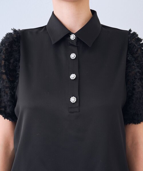 La boutique BonBon（ラブティックボンボン）の「フリルチュールスリーブビジュー釦ブラウス（シャツ/ブラウス・レディース・ブラック/ホワイト・FREE）」の19枚目の写真