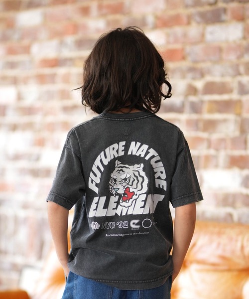 ELEMENT（エレメント）の「ELEMENT/エレメント キッズ 半袖 Tシャツ ロゴ バックプリント BG025258（Tシャツ/カットソー・キッズ・ホワイト/スミクロ/ブラック・130cm/140cm/150cm/160cm）」の3枚目の写真
