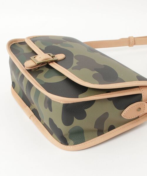 A BATHING APE(アベイシングエイプ)の「1ST CAMO LEATHER SHOULDER BAG(ショルダーバッグ・メンズ・グリーン・FREE)」の8枚目の写真