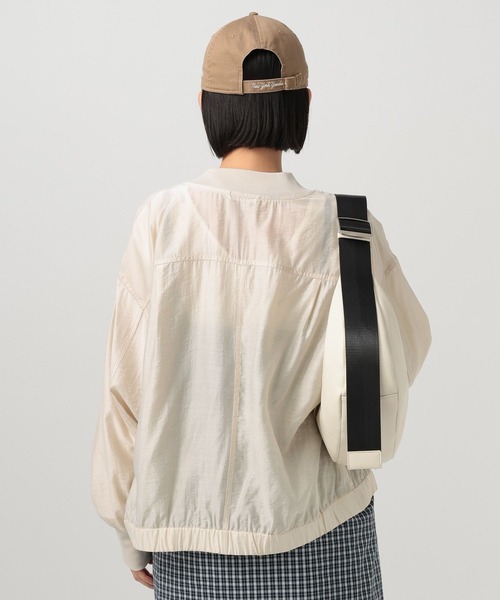 BAYFLOW（ベイフロー）の「[シルエット調整可能]シアーリブブルゾン（ブルゾン・レディース・サンドベージュ/ブラック/アイボリー・FREE）」の11枚目の写真