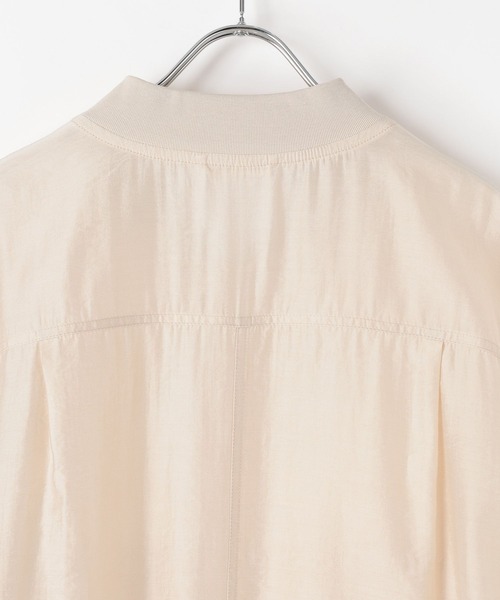 BAYFLOW（ベイフロー）の「[シルエット調整可能]シアーリブブルゾン（ブルゾン・レディース・サンドベージュ/ブラック/アイボリー・FREE）」の21枚目の写真