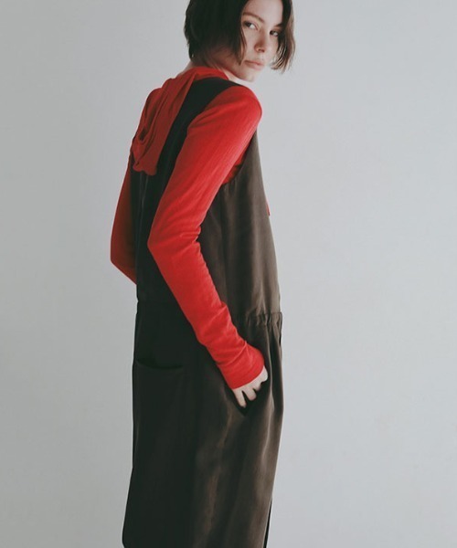 ETRE TOKYO(エトレトウキョウ)の「【先行予約限定 10%OFF】クルーネックキュプラタンクオールインワン(つなぎ/オールインワン・レディース・ブラック/ブラウン・S/M)」の6枚目の写真