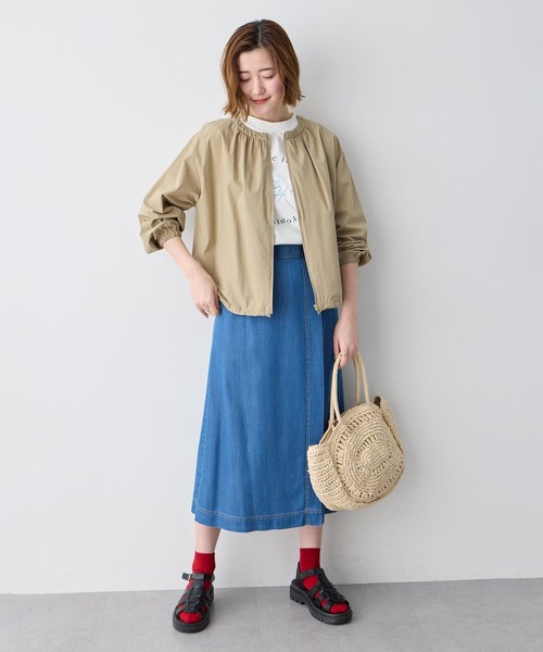 Petit Honfleur(プチオンフルール)の「ギャザーショートブルゾン【撥水】(その他アウター・レディース・ネイビー/ベージュ・9号/11号/13号)」の11枚目の写真